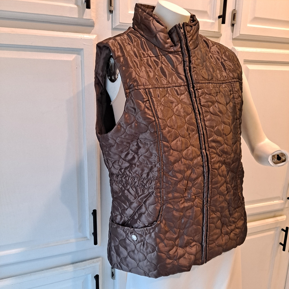 New Directions Bronze Lightweight Quilted Vest Urban Chic Cozy Warmth Streetwear